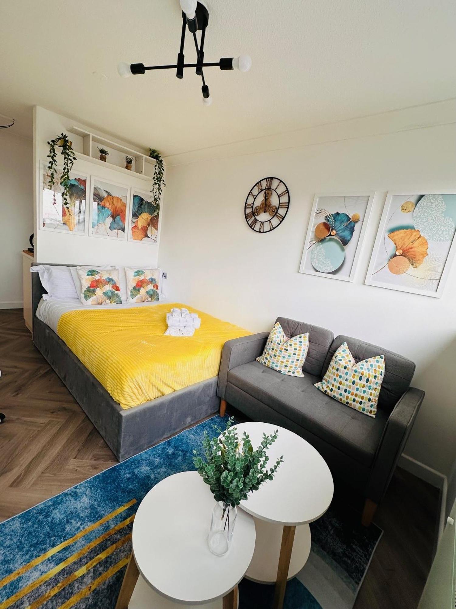 R1 - Private Room In Modern Shared Apartment, Each With Kitchenette, Central Μπέρμιγχαμ Εξωτερικό φωτογραφία